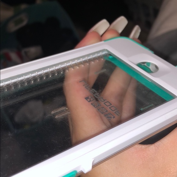 iPhone 6/6S NUUD Lifeproof Case - Picture 3 of 4